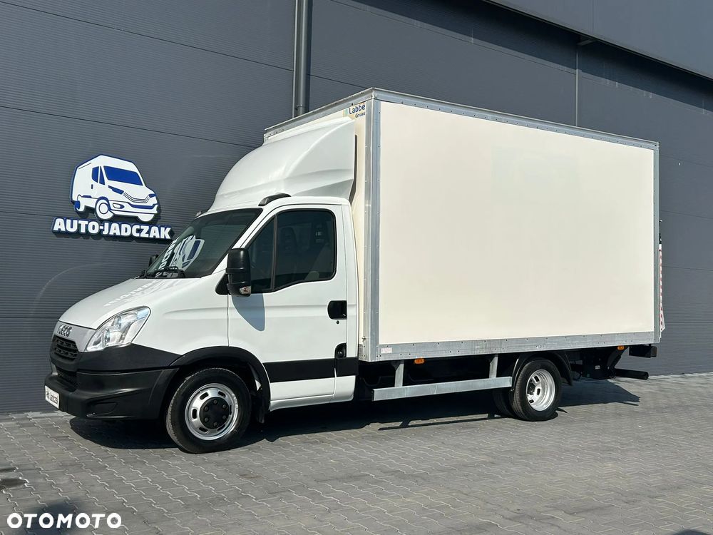 Iveco Daily 40C15 35C15 3.0 HPI Kontener 8 palet + winda 750kg **Sprowadzony**2014R** - 1