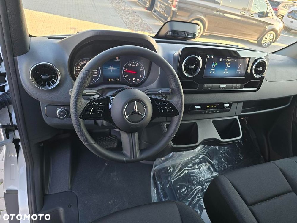 Mercedes-Benz Sprinter 317 CDI Long BASE 9G-Tronic - 21