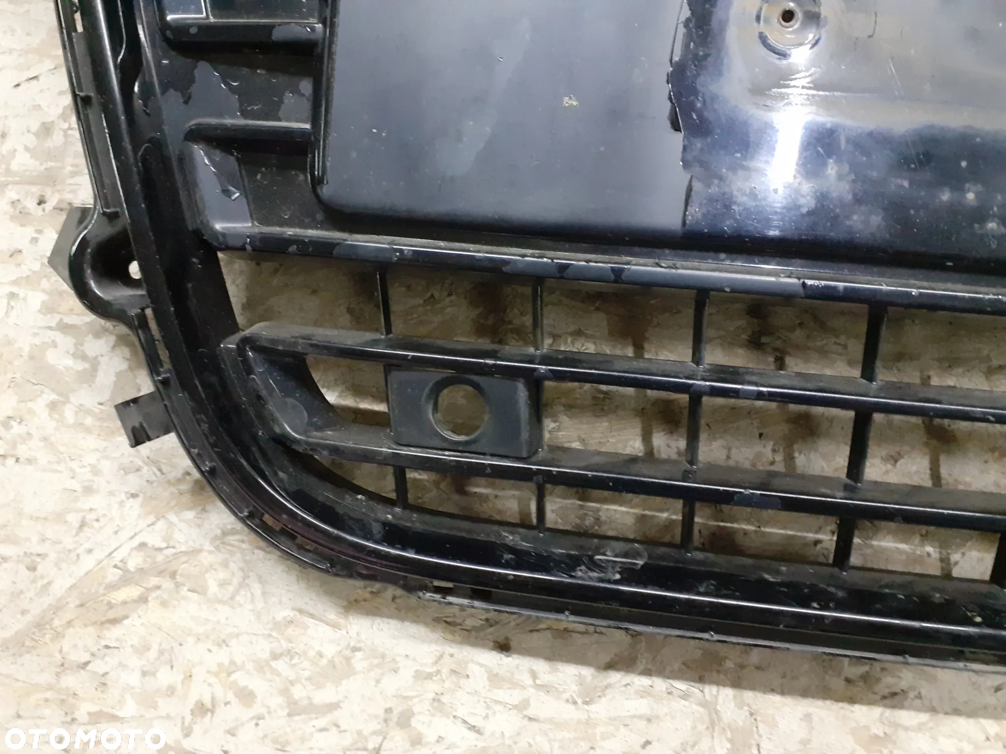 GRILL ATRAPA AUDI A1 8X 2010-2014R 8X0853651 - 8