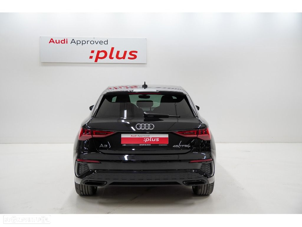 Audi A3 Sportback 45 TFSIe S line - 9