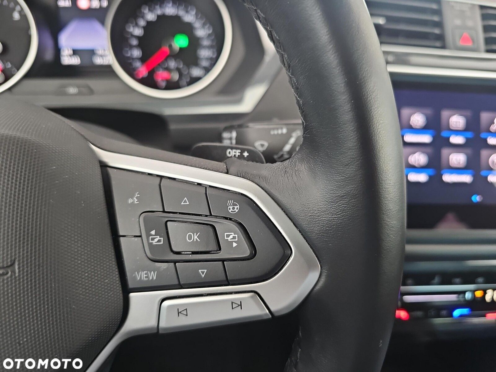 Volkswagen Tiguan - 14