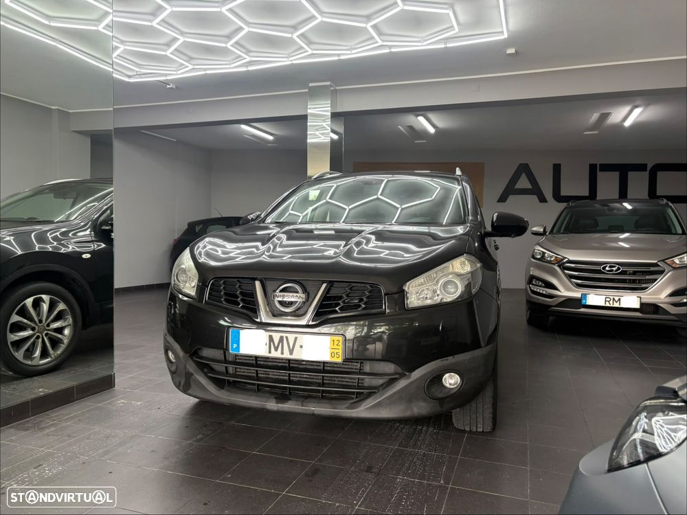 Nissan Qashqai +2 1.6 dCi Tekna Premium 18 360 - 3