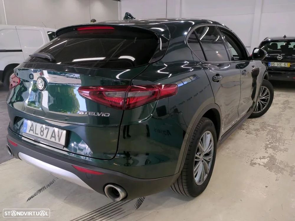 Alfa Romeo Stelvio 2.2 D Super AT8 - 3