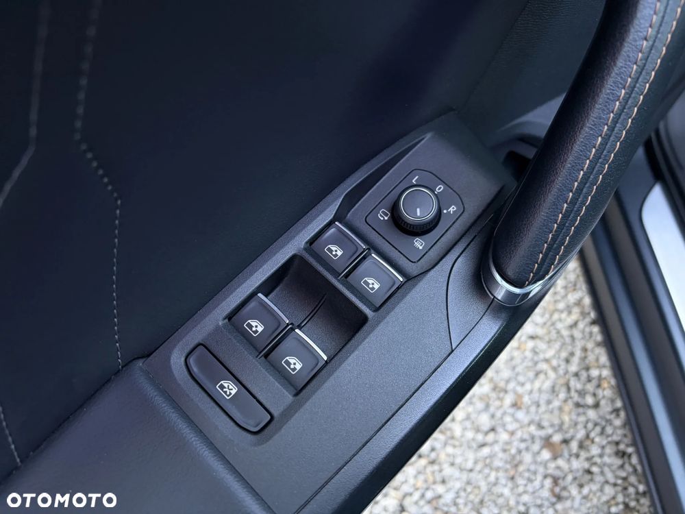 Cupra Formentor VZ 2.0 TSI 4Drive DSG - 32