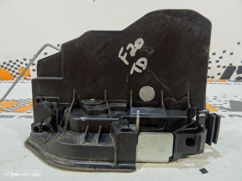 Fecho Da Porta Trás Direita Bmw 1 (F20)  7202148 / 51227202148 / A0537 - 3