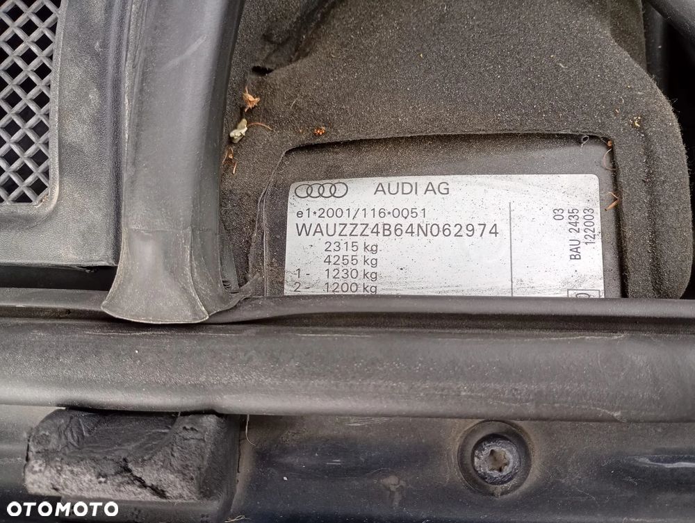 Audi A6 Avant 2.5 TDI - 13