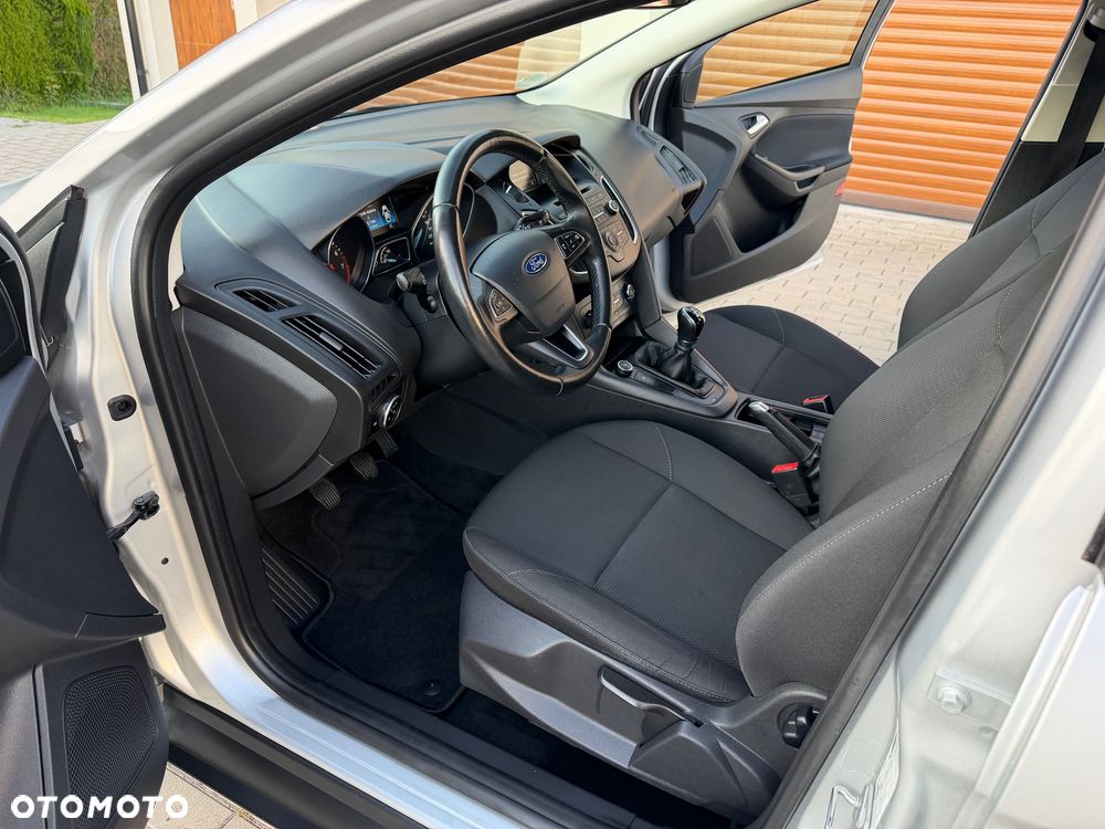 Ford Focus - 9