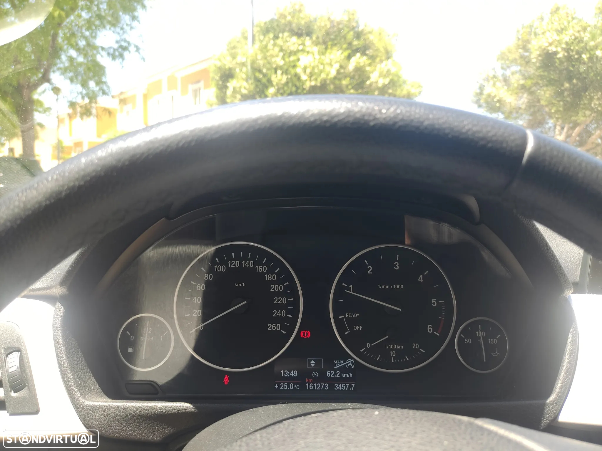 BMW 318 d Touring - 10