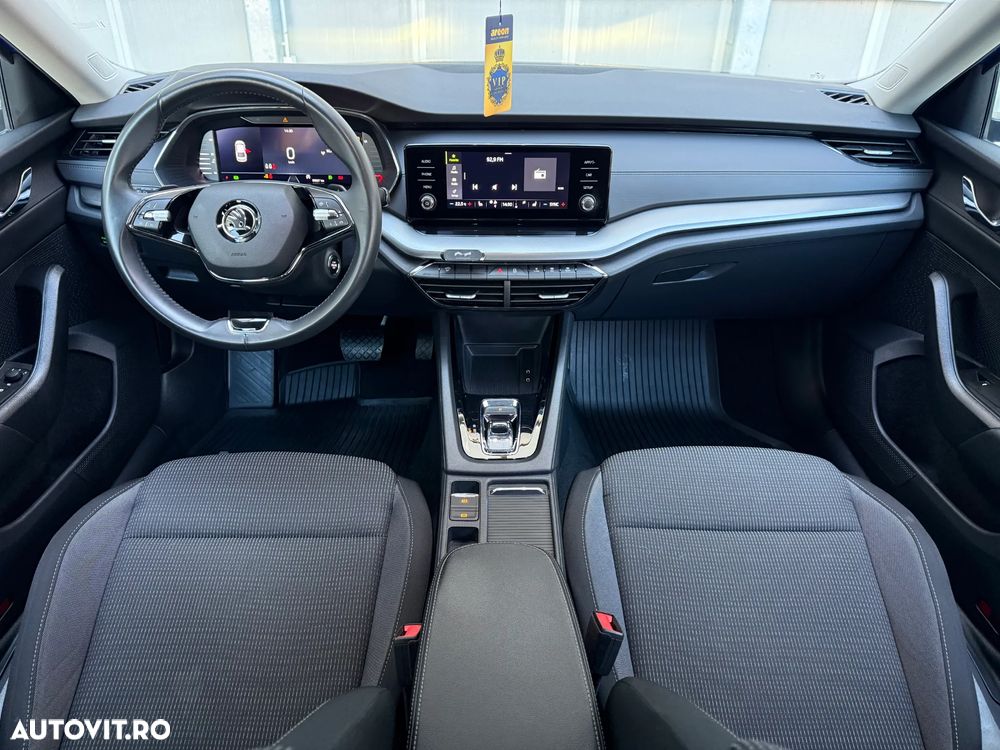 Skoda Octavia 2.0 TDI DSG Ambition - 26