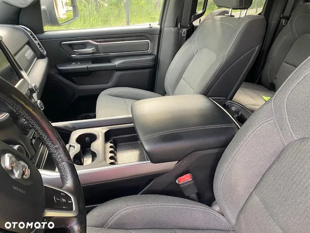 RAM 1500 Crew Cab Shortbed Bighorn - 15