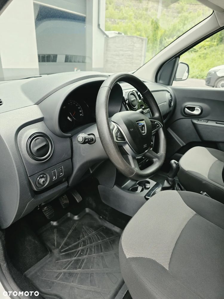 Dacia Dokker - 17