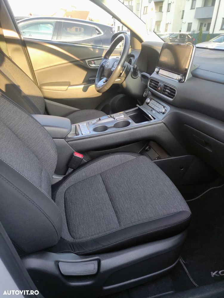 Hyundai KONA Advantage - 13