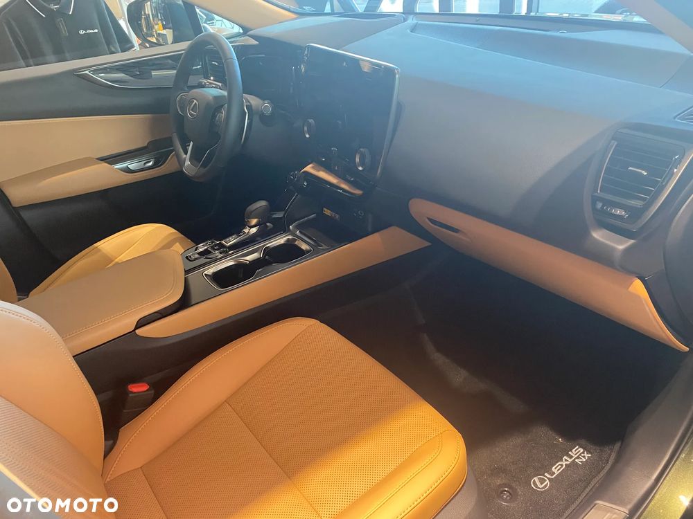 Lexus NX 350h Prestige AWD - 3