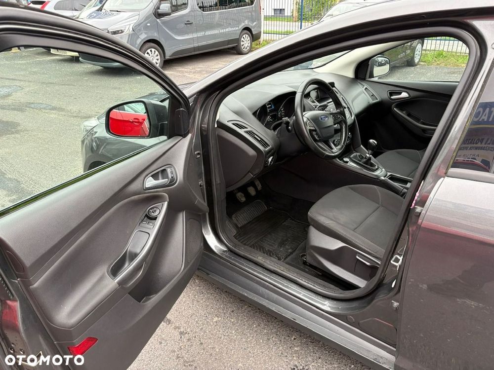 Ford Focus - 10