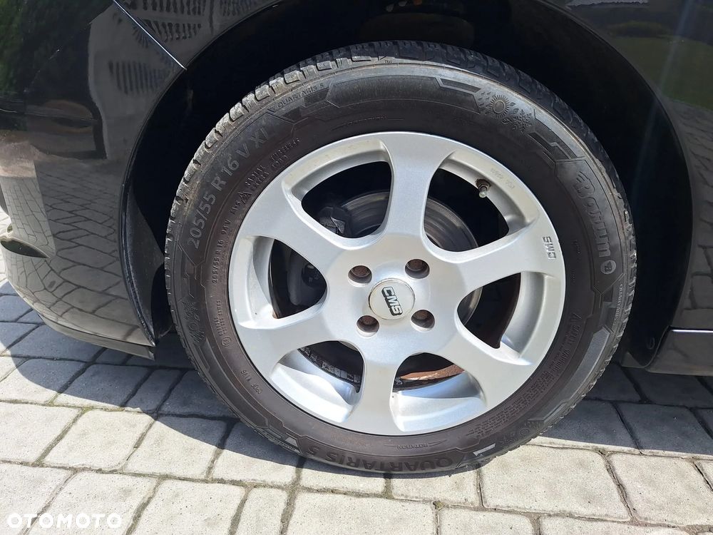 Peugeot 207 75 Millesim 200 - 20