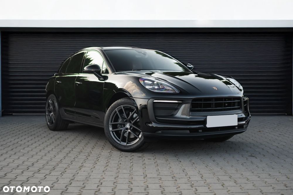 Porsche Macan T - 1