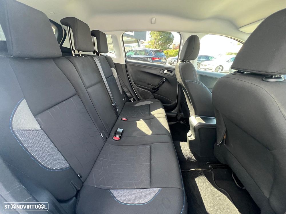 Peugeot 2008 1.2 PureTech Access - 9