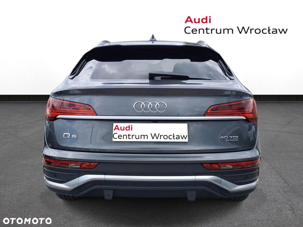 Audi Q5 Sportback - 9