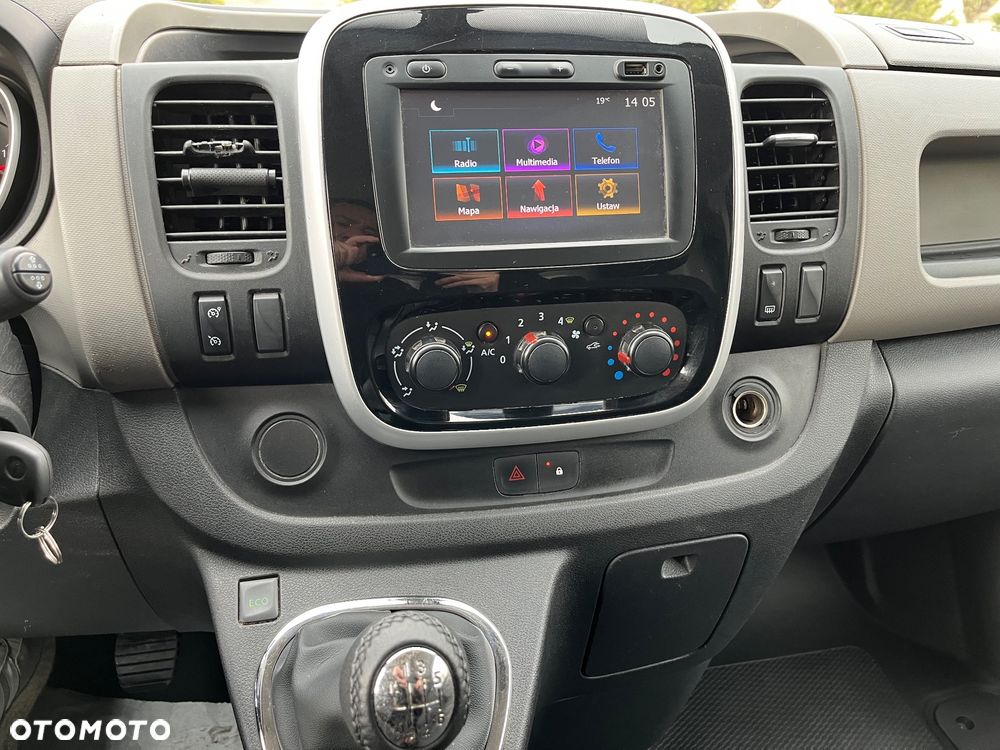Renault Trafic - 18