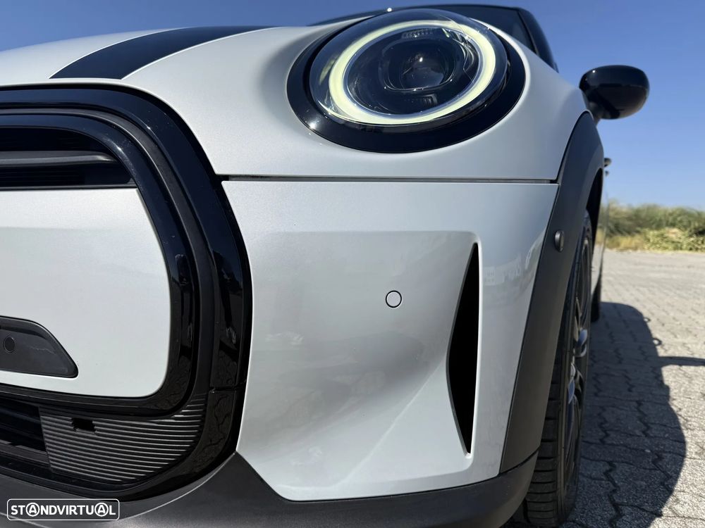 MINI 5 Portas Cooper Premium Plus JCW Auto - 9