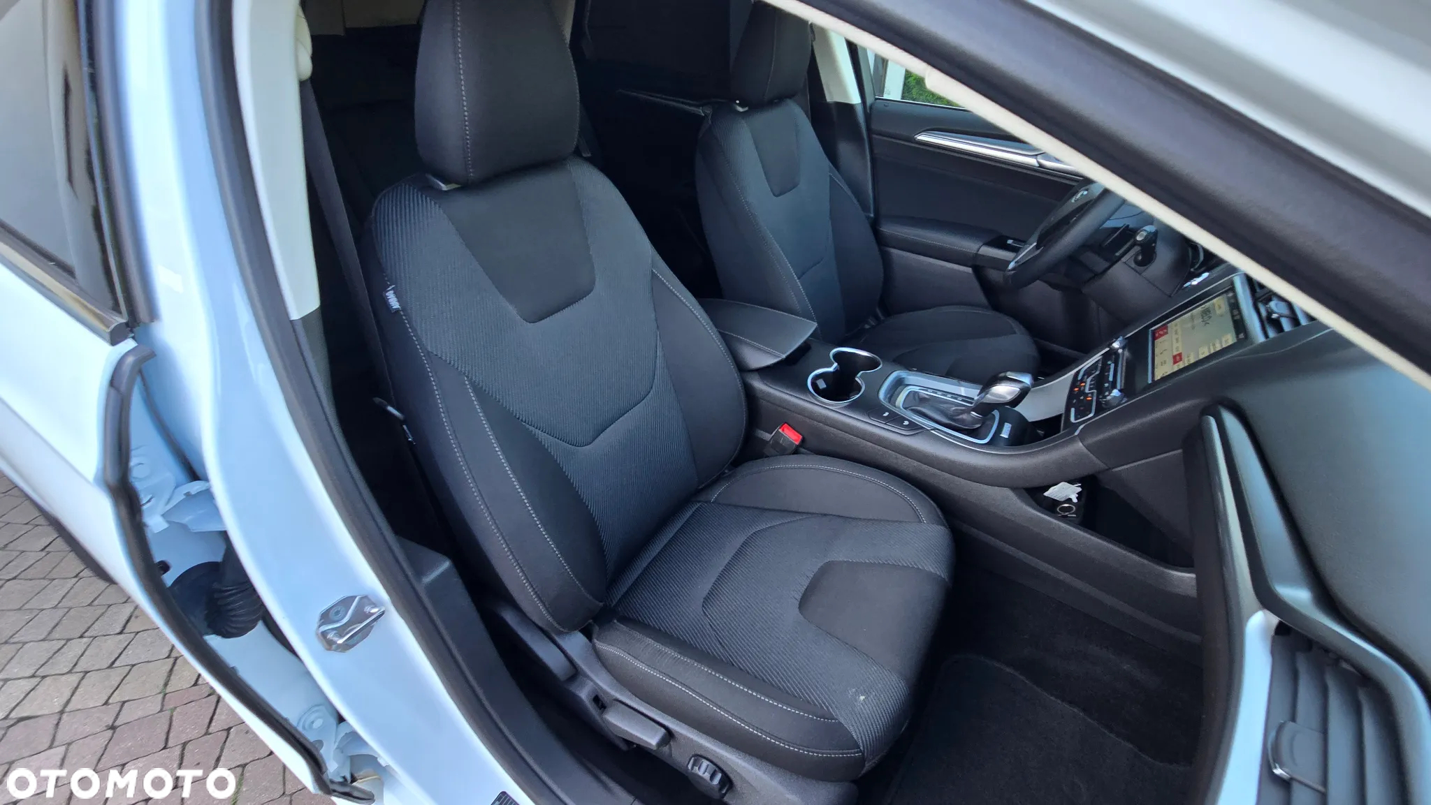 Ford Mondeo Turnier 2.0 TDCi Bi-Turbo PowerShift-Aut ST-Line - 34