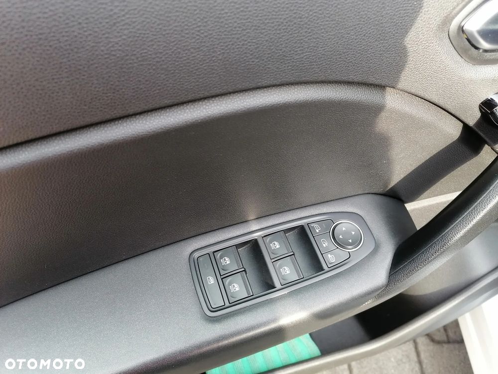 Renault Captur 1.3 TCe Intens EDC - 10
