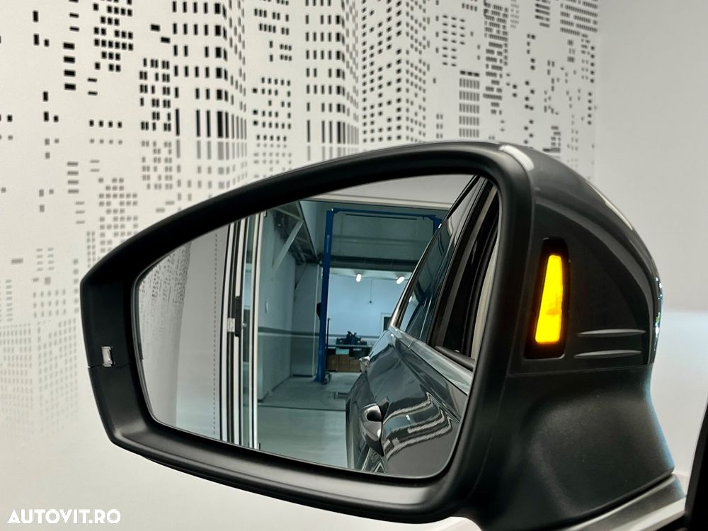 Volkswagen Tiguan - 33