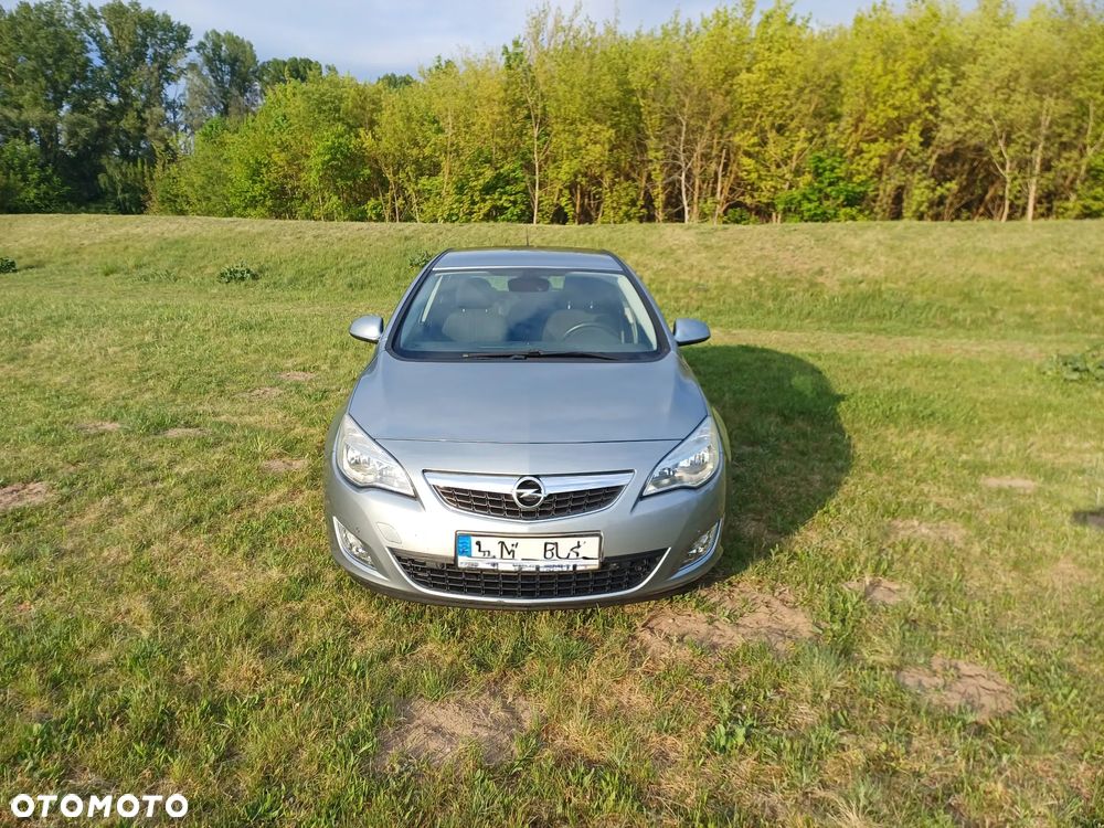 Opel Astra - 2