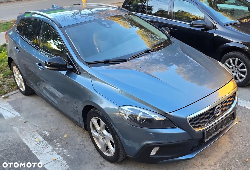 Volvo V40 Cross Country - 14