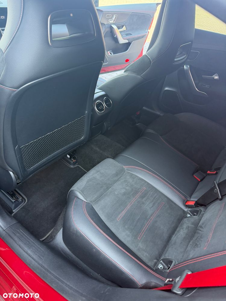 Mercedes-Benz CLA AMG 35 4-Matic 7G-DCT - 10