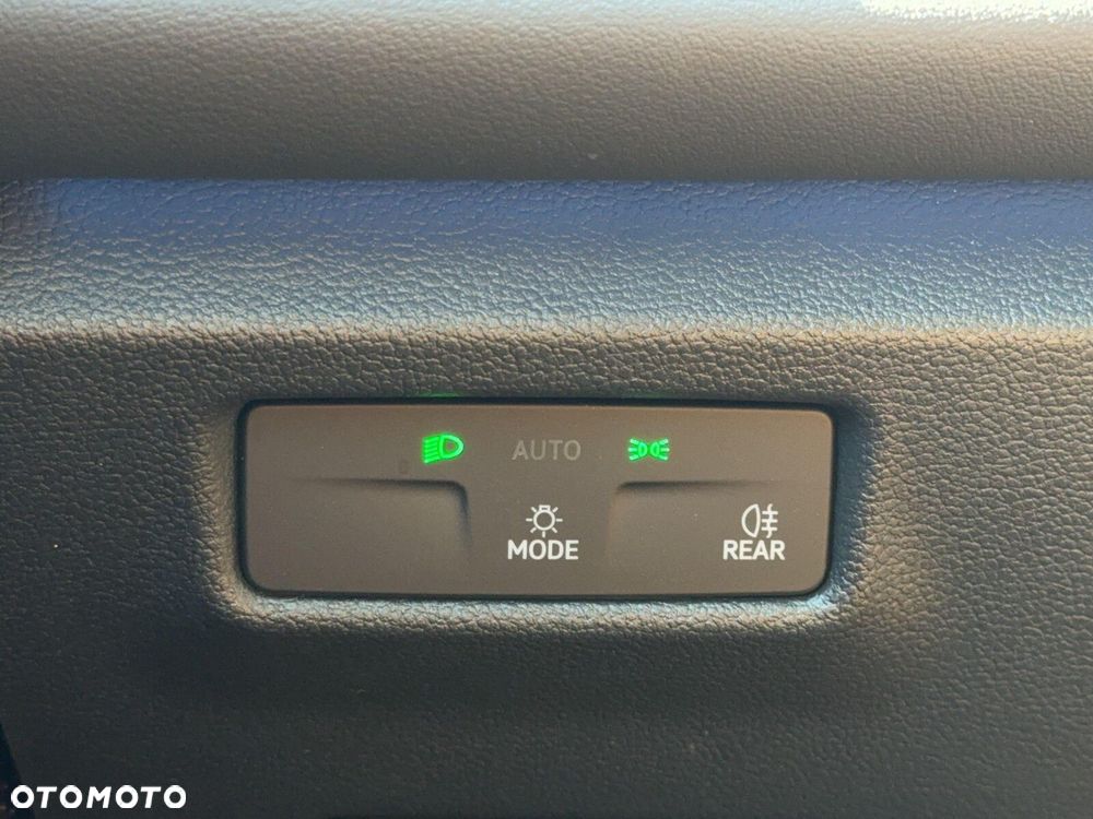 Volkswagen Tiguan - 23