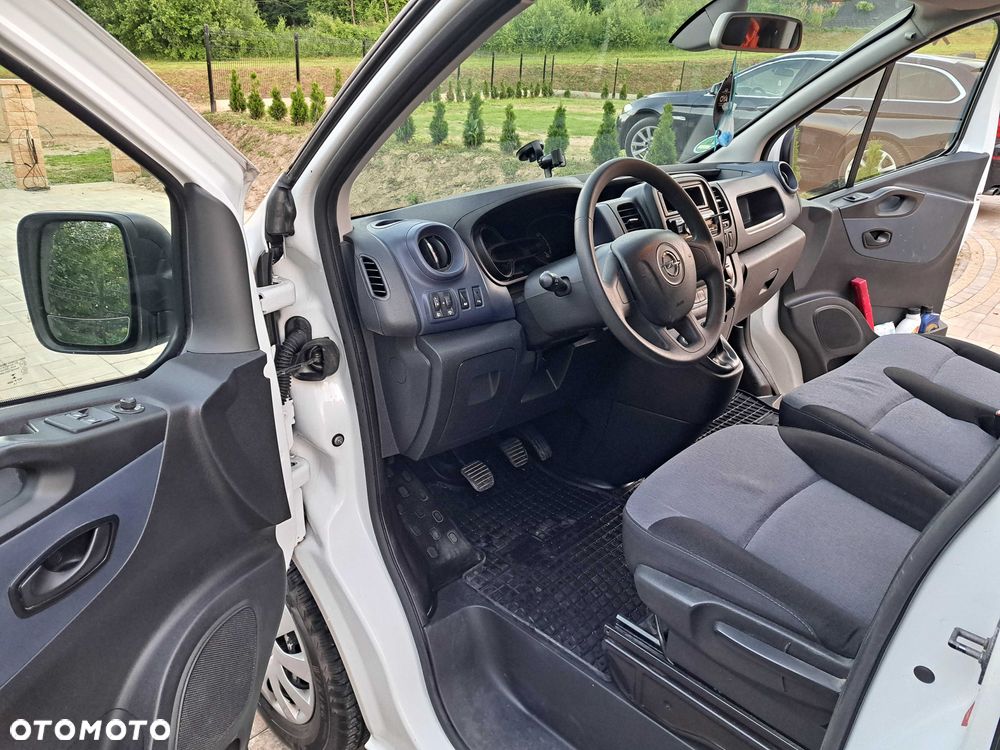 Opel Vivaro - 4