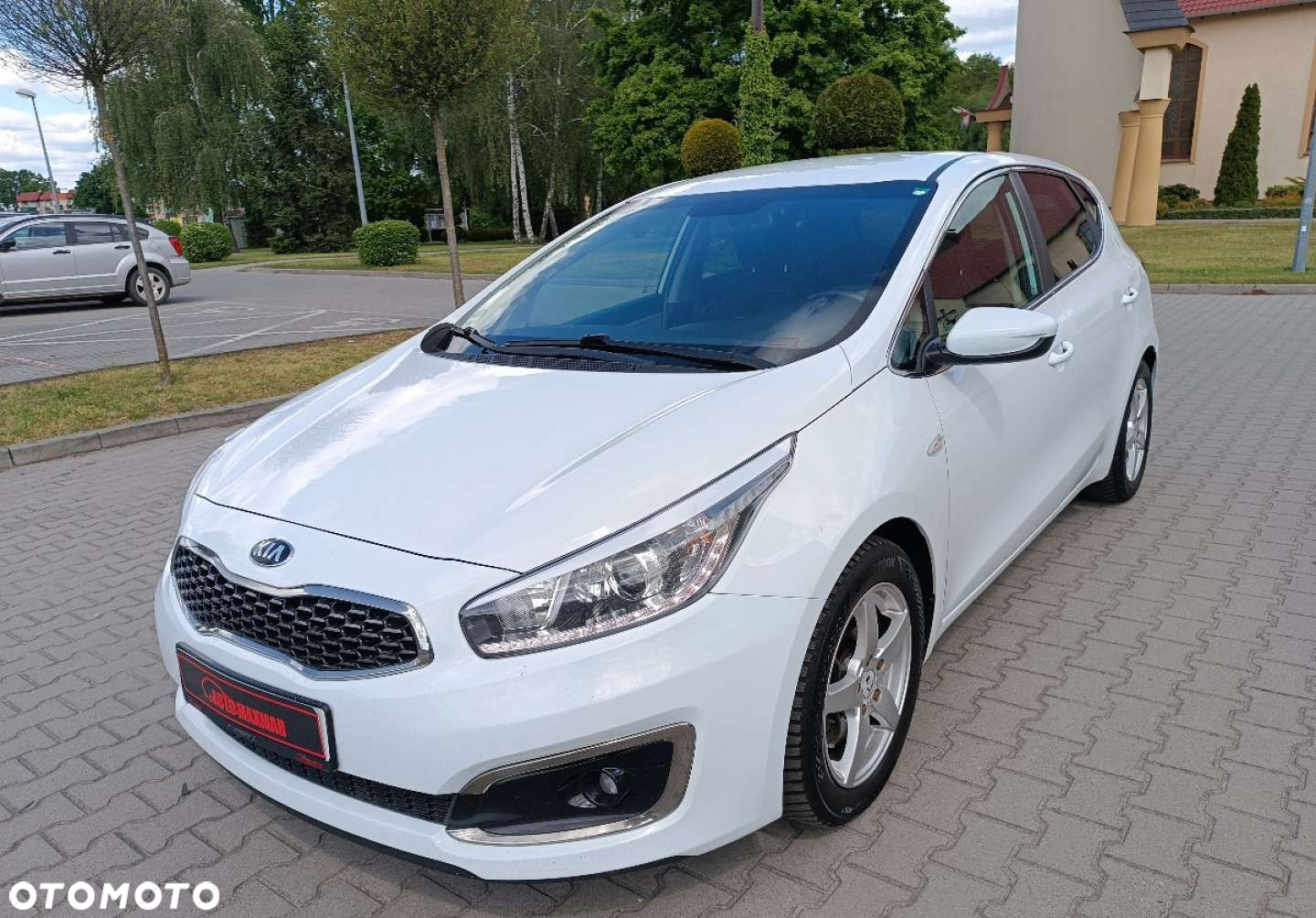 Kia Ceed - 3