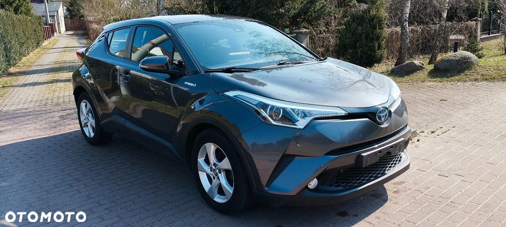Toyota C-HR Business-Edition - 3