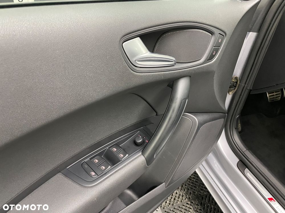 Audi A1 Sportback 1.6 TDI S tronic S line edition - 20