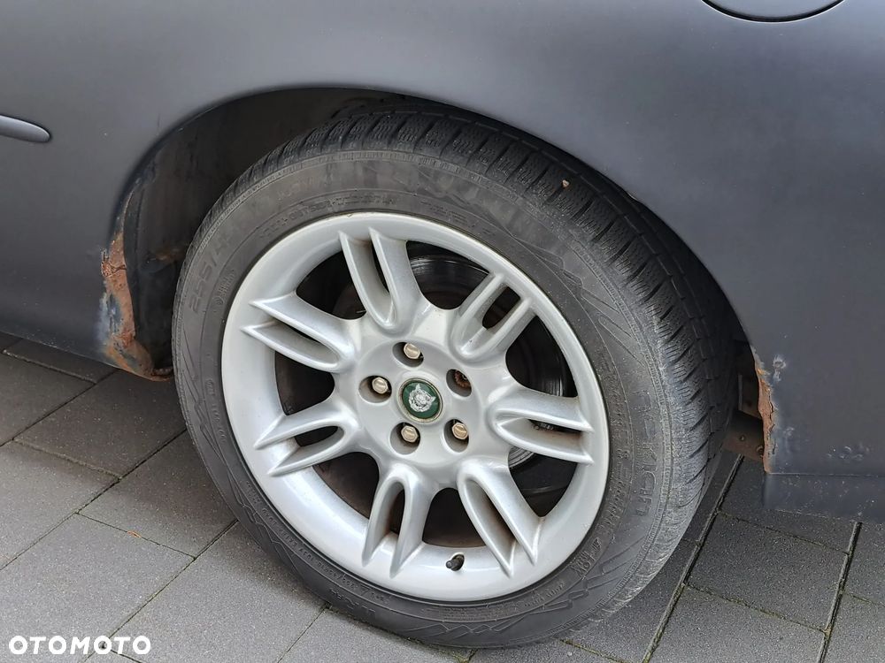 Jaguar XK8 - 12