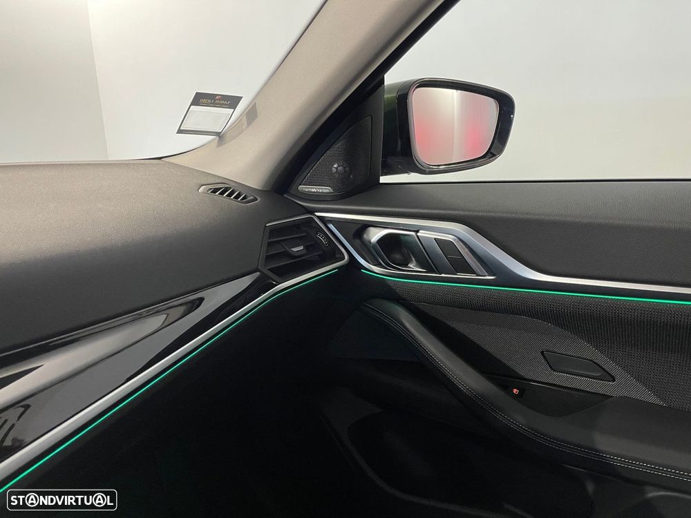 BMW i4 eDrive35 - 34