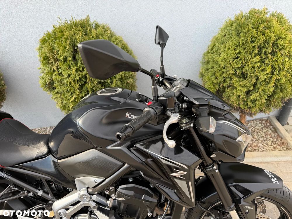 Kawasaki Z 900 - 23