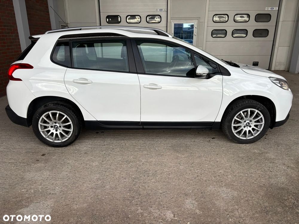 Peugeot 2008 120 VTI Allure - 4