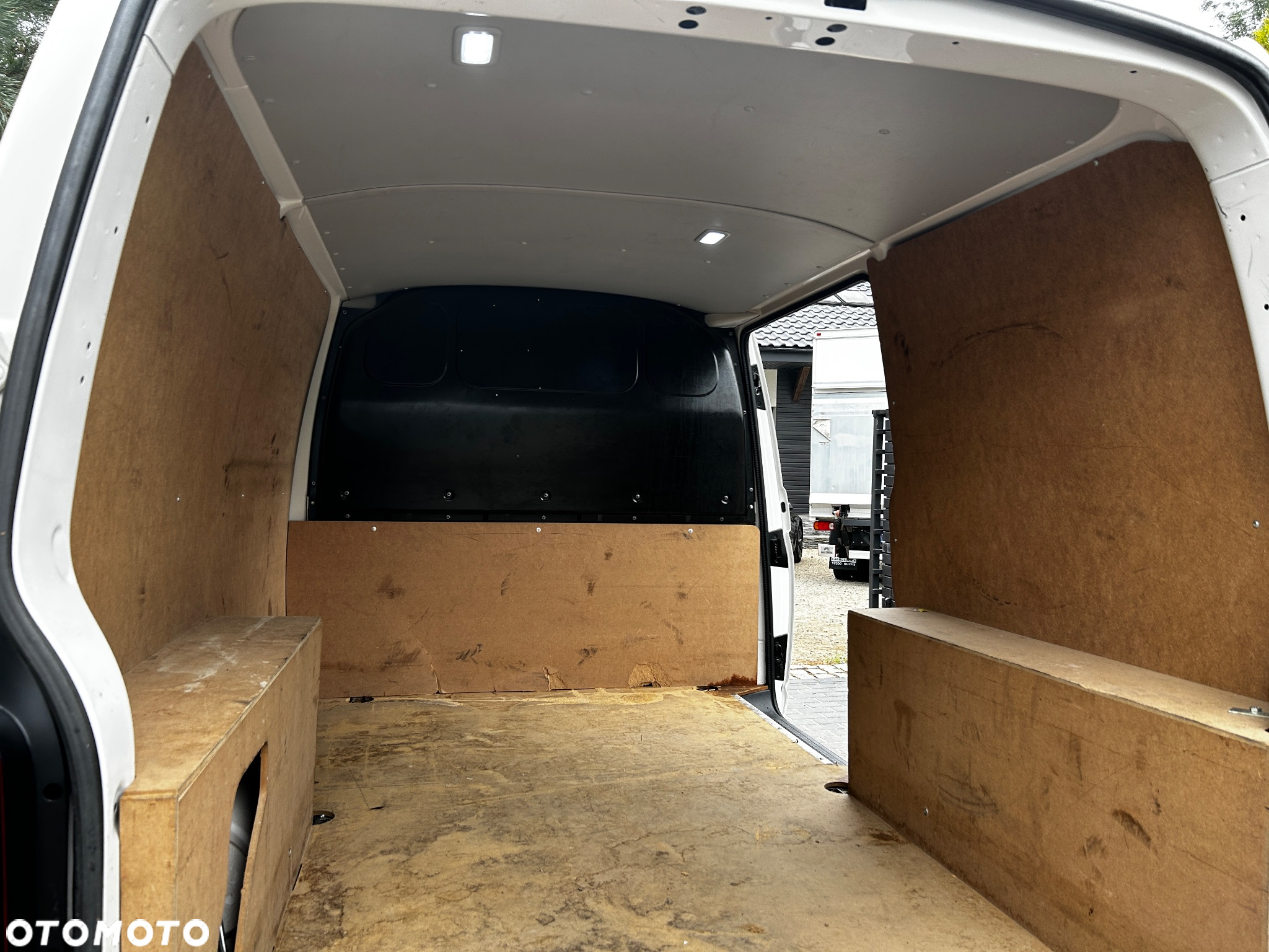 Volkswagen Transporter - 18