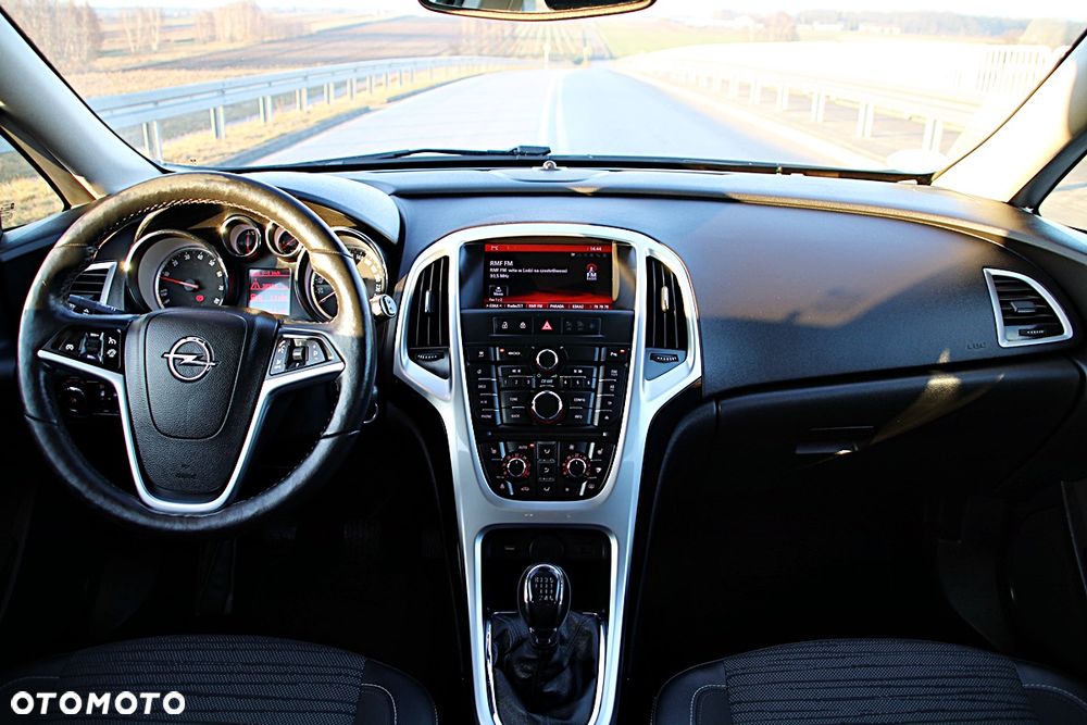 Opel Astra 1.4 Turbo Active - 24