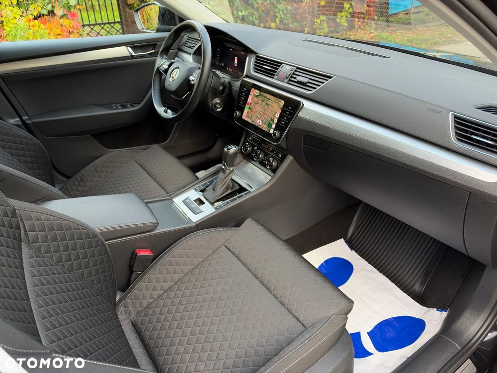 Skoda Superb 2.0 TDI SCR Ambition DSG - 12