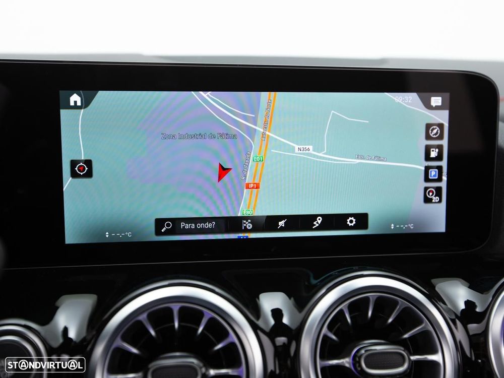 Mercedes-Benz EQA 250+ AMG Line - 32