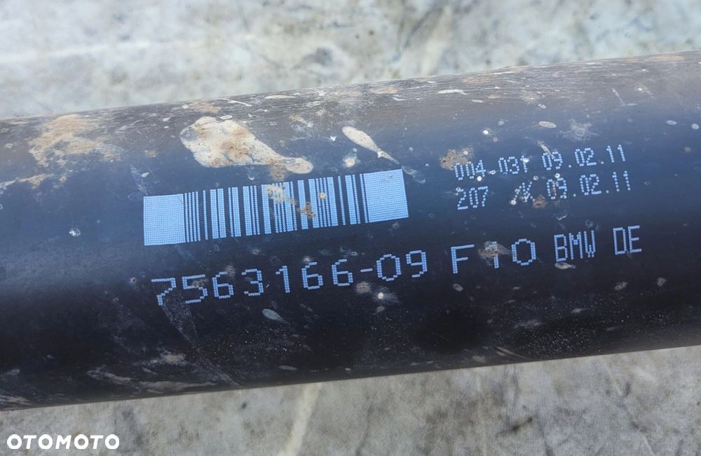 WAŁ NAPĘDOWY BMW F10 F11 N57D30 3.0D 7563166 - 4