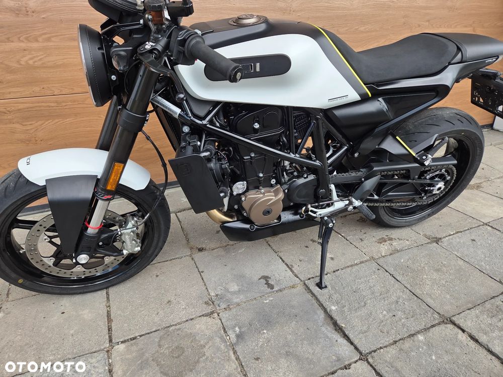 Husqvarna Vitpilen - 1