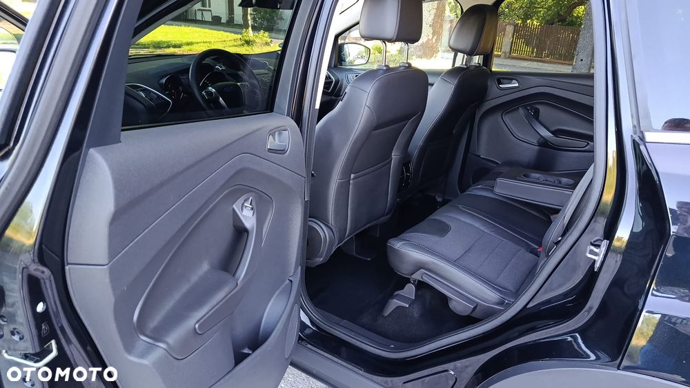 Ford Kuga - 4