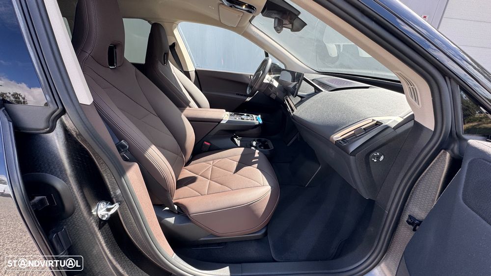 BMW iX xDrive 40 Pack Desportivo - 23