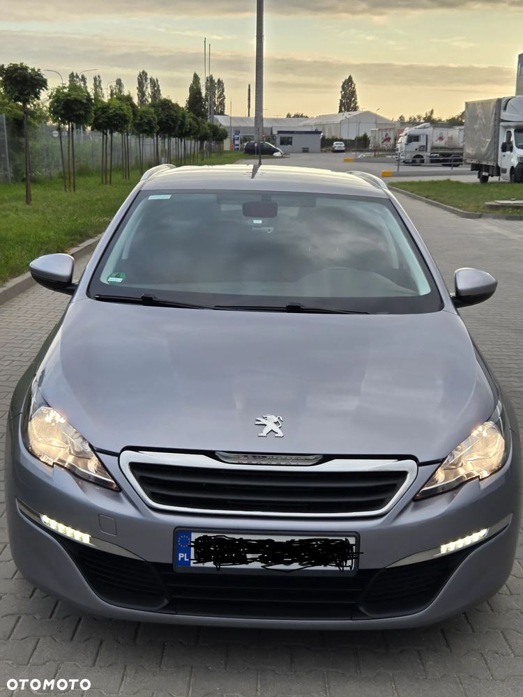 Peugeot 308 1.6 BlueHDi Allure S&S - 4