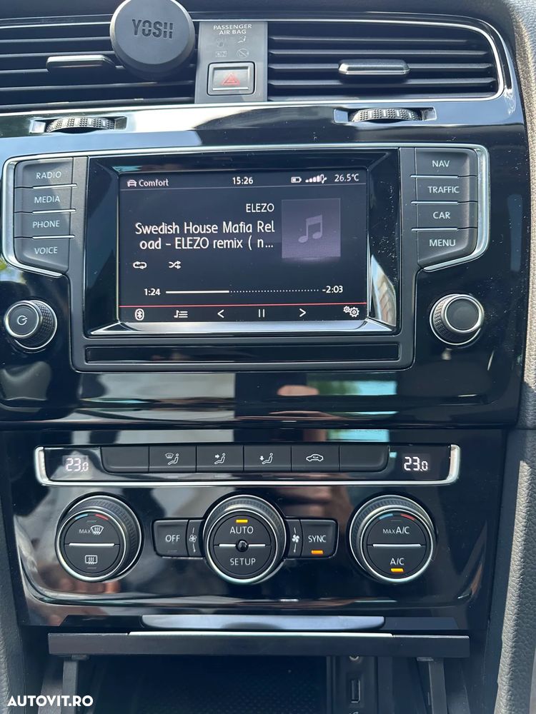 Volkswagen Golf 1.4 TSI ACT BlueMotion Technology DSG Highline - 17