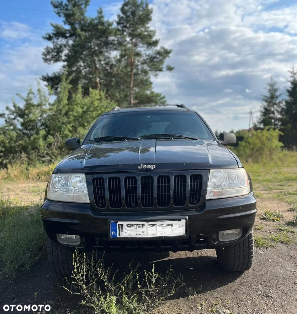 Jeep Grand Cherokee - 1
